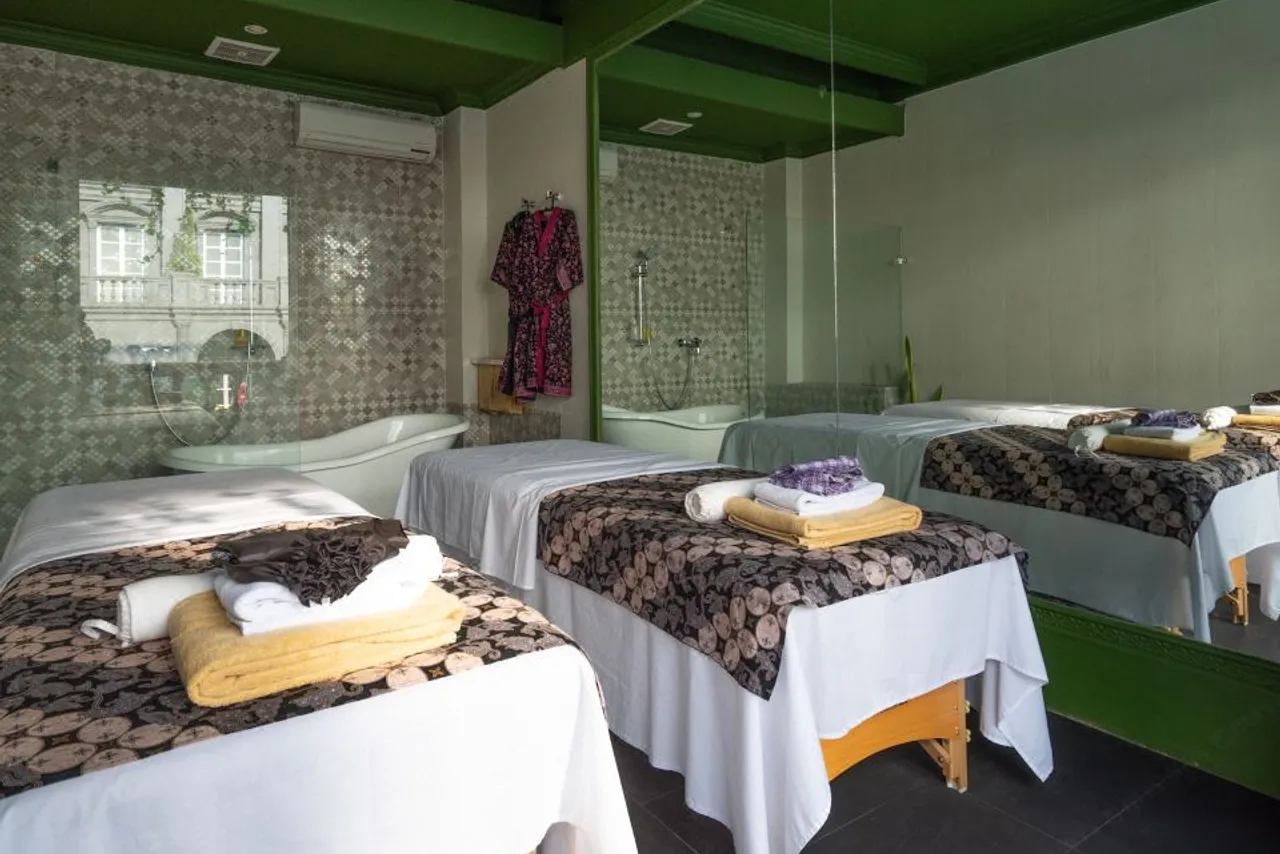 GH Universal Hotel Bandung — rooms and atmosphere