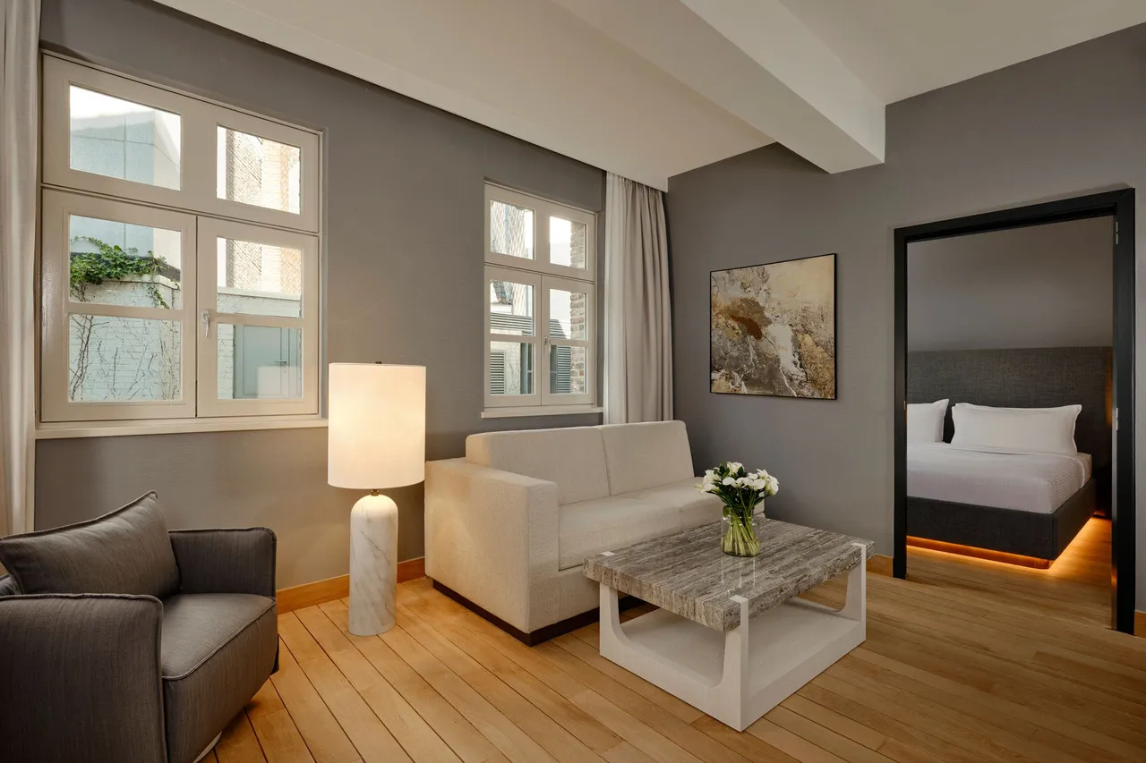 Ghent Marriott Hotel — rooms and atmosphere