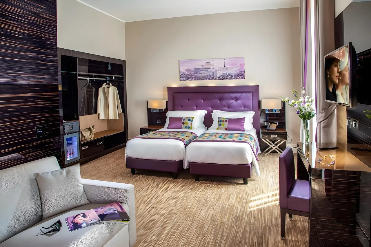 Gioberti Art Hotel — ภาพห้องพักและบรรยากาศ