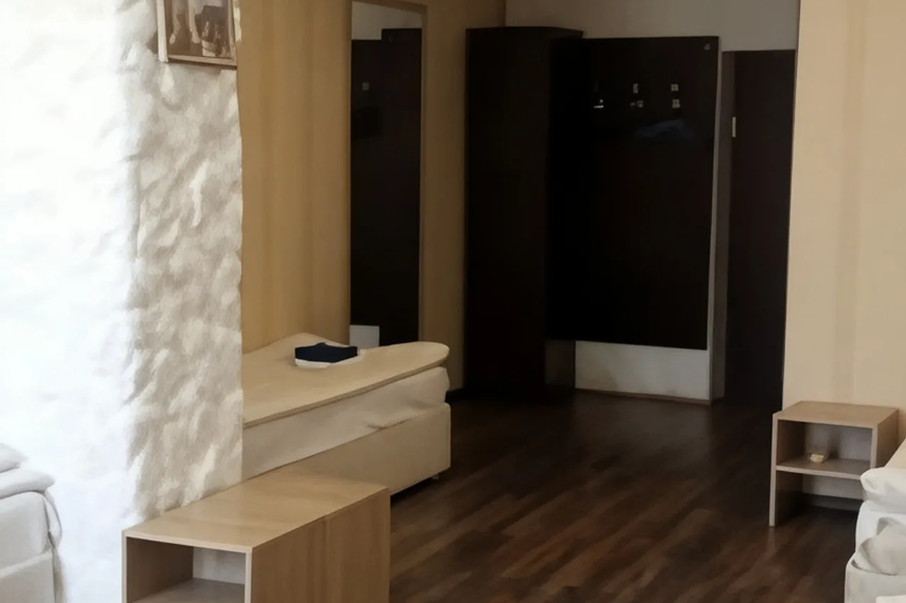 Golden Embankment Hotel — rooms and atmosphere
