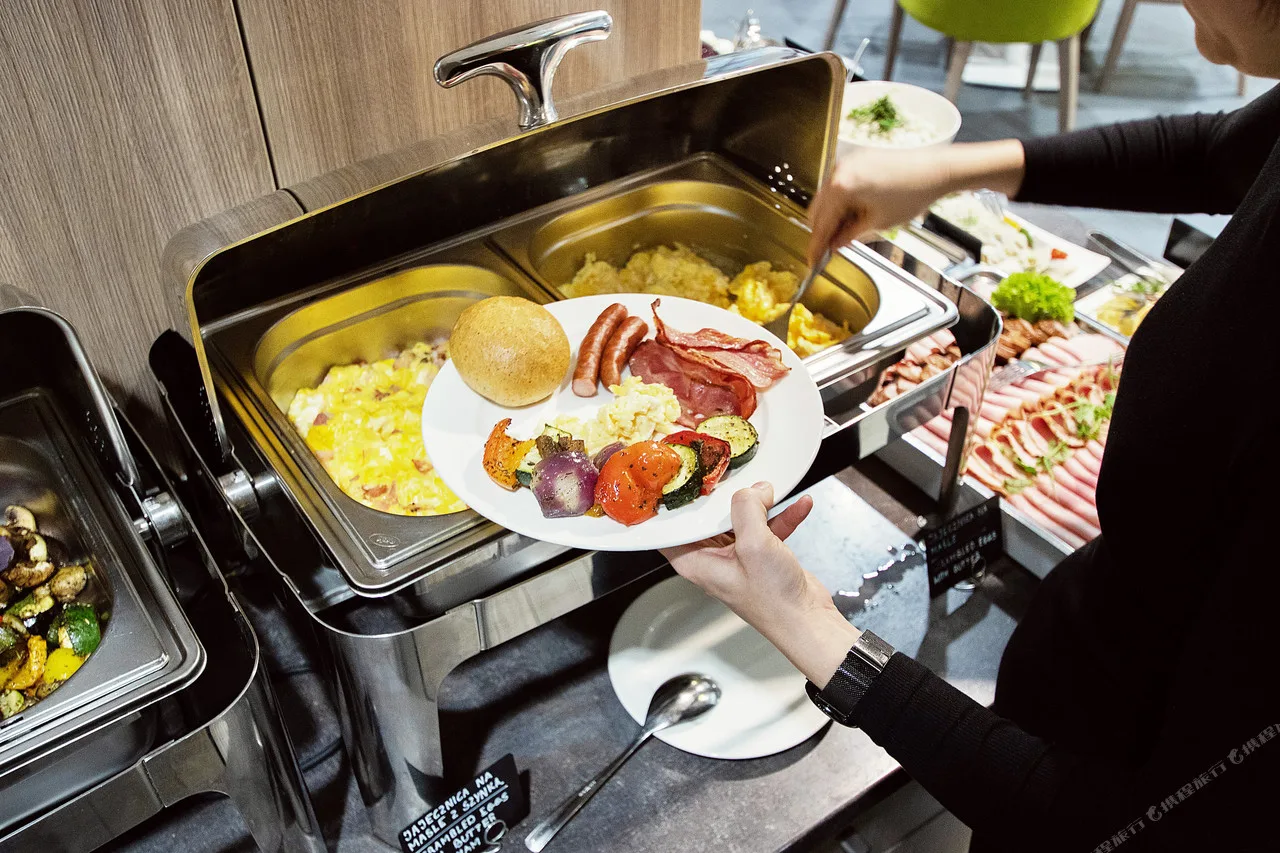 Golden Tulip Krakow Kazimierz — ภาพห้องพักและบรรยากาศ