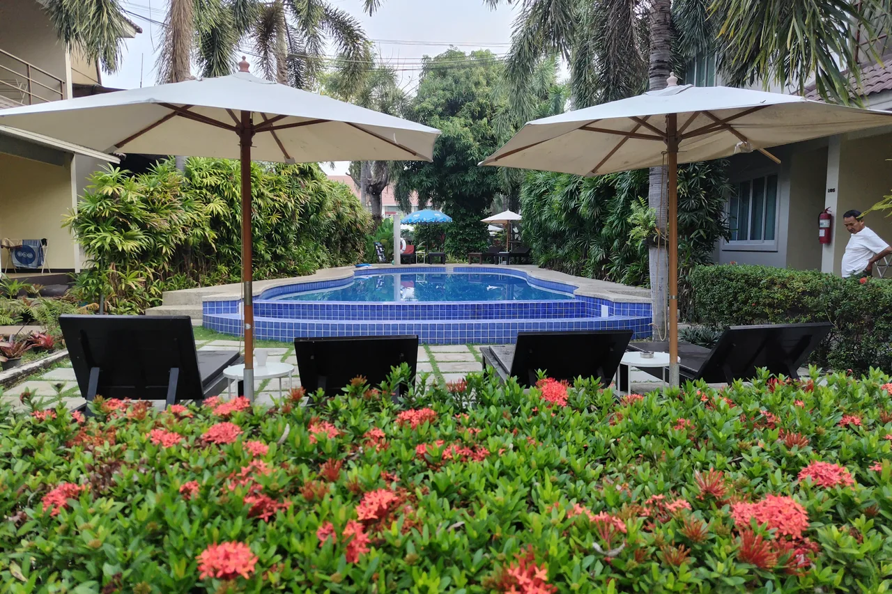Good Times Resort Kanchanaburi — rooms and atmosphere