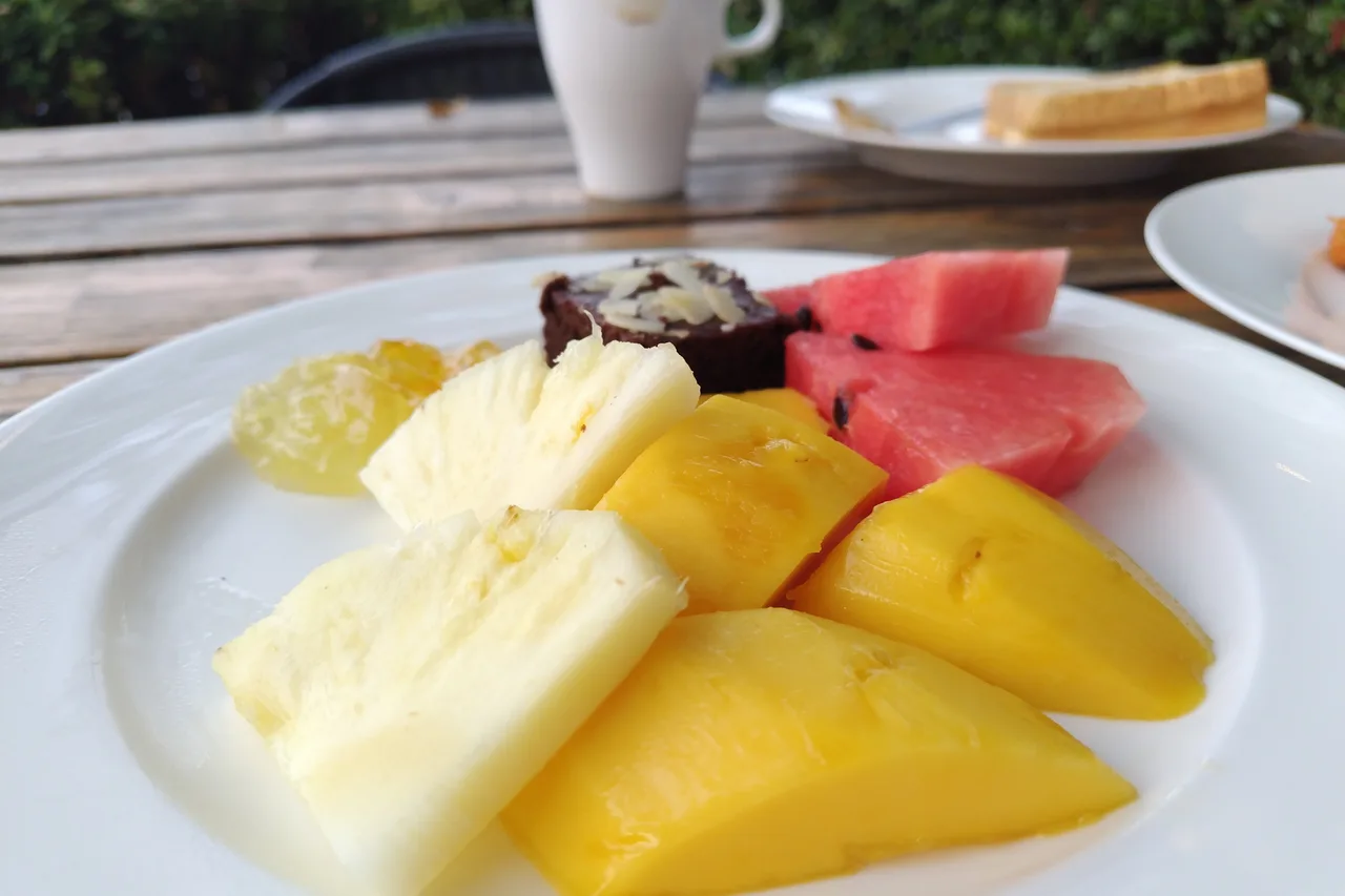 Good Times Resort Kanchanaburi — rooms and atmosphere
