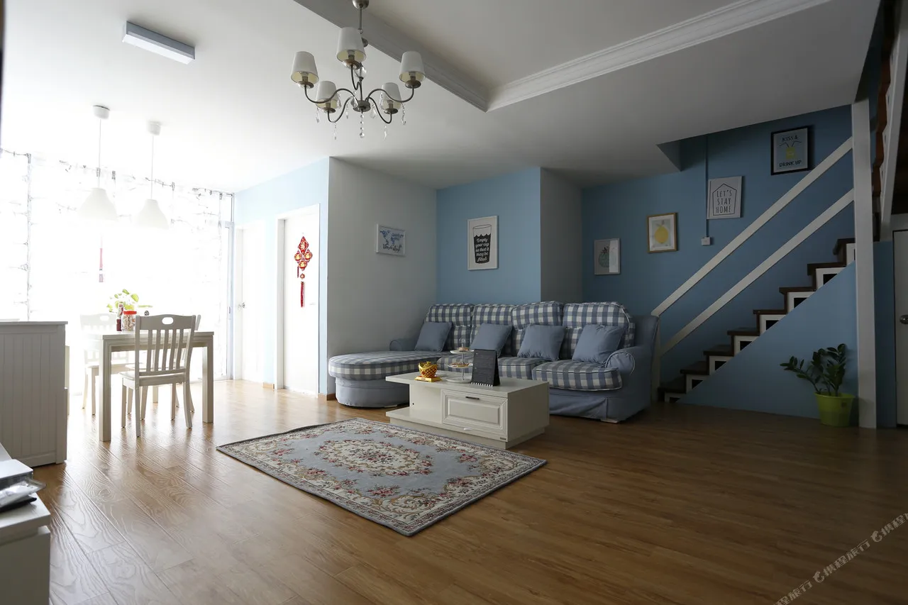 Good View Lodge — rooms and atmosphere