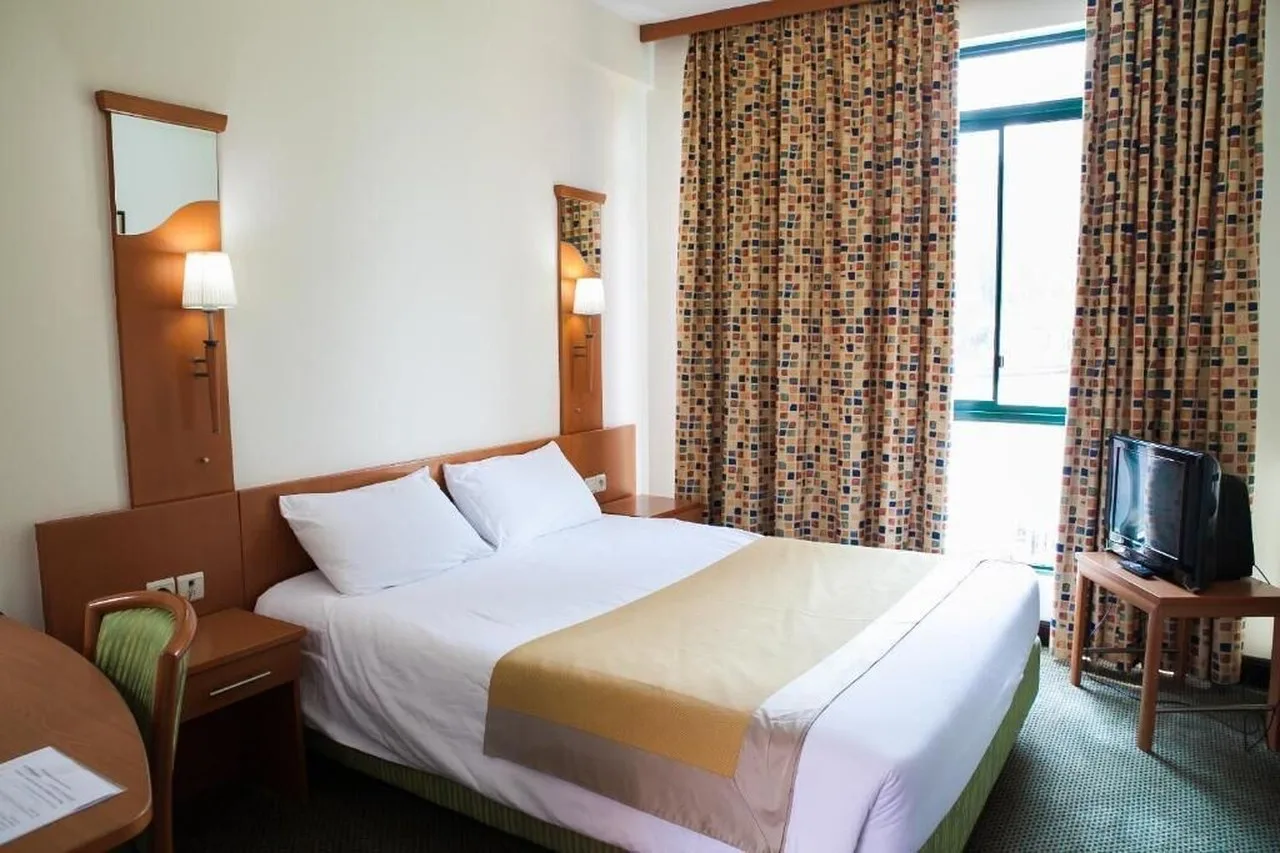Gorillas Lake Kivu Hotel — ภาพห้องพักและบรรยากาศ