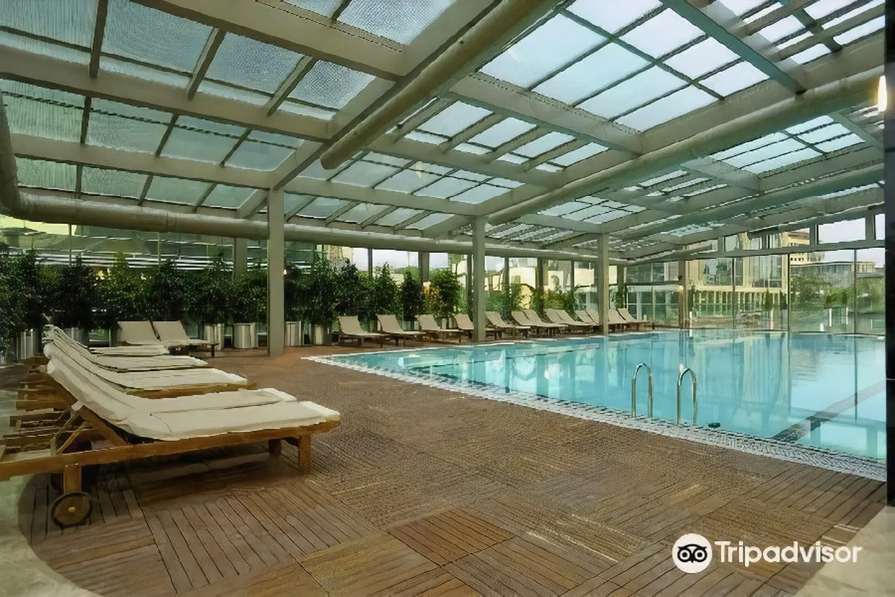 Grand Ankara Hotel & Convention Center — rooms and atmosphere