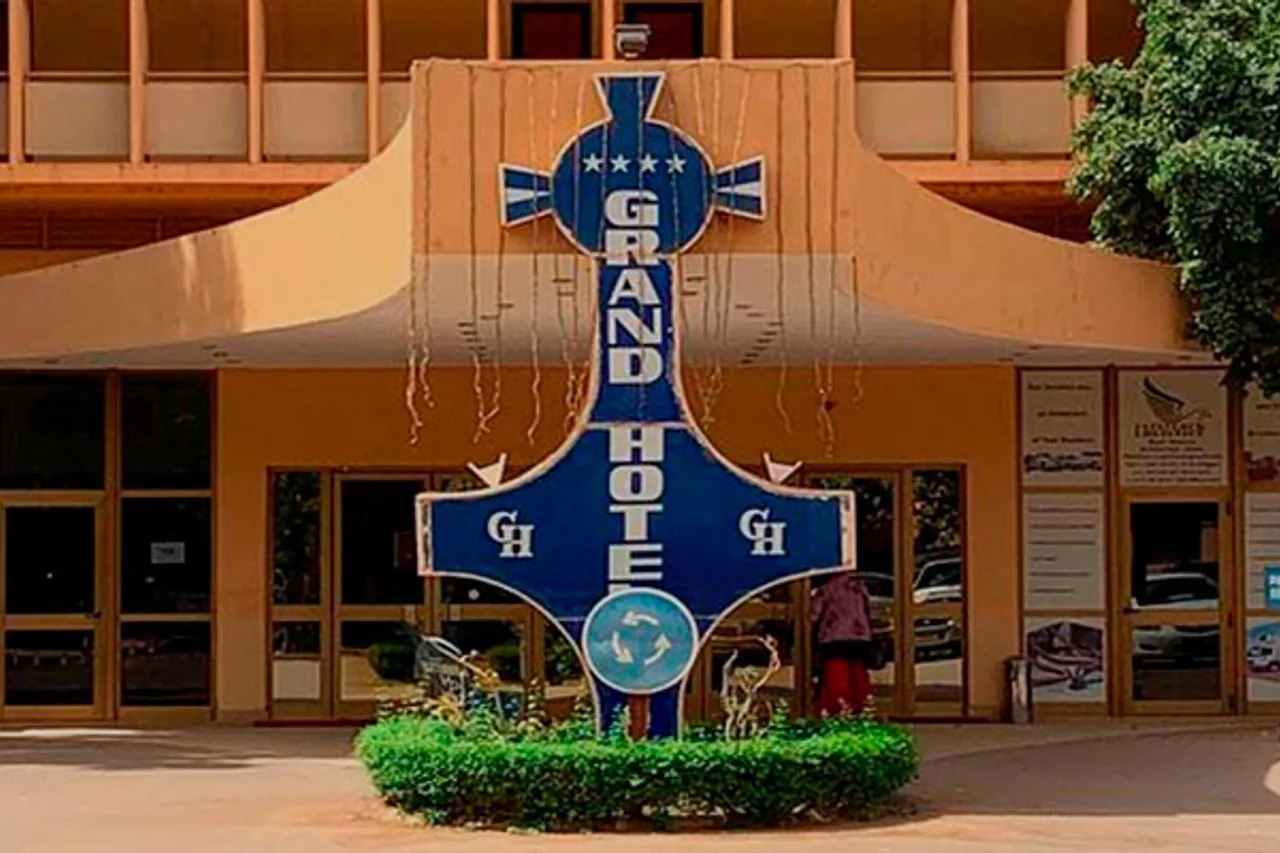 Grand Hôtel du Niger — rooms and atmosphere