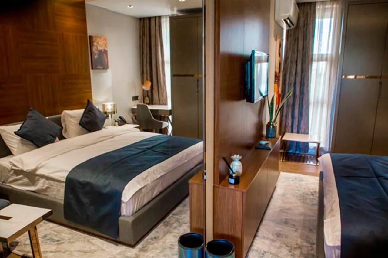 Grand Hôtel du Niger — rooms and atmosphere
