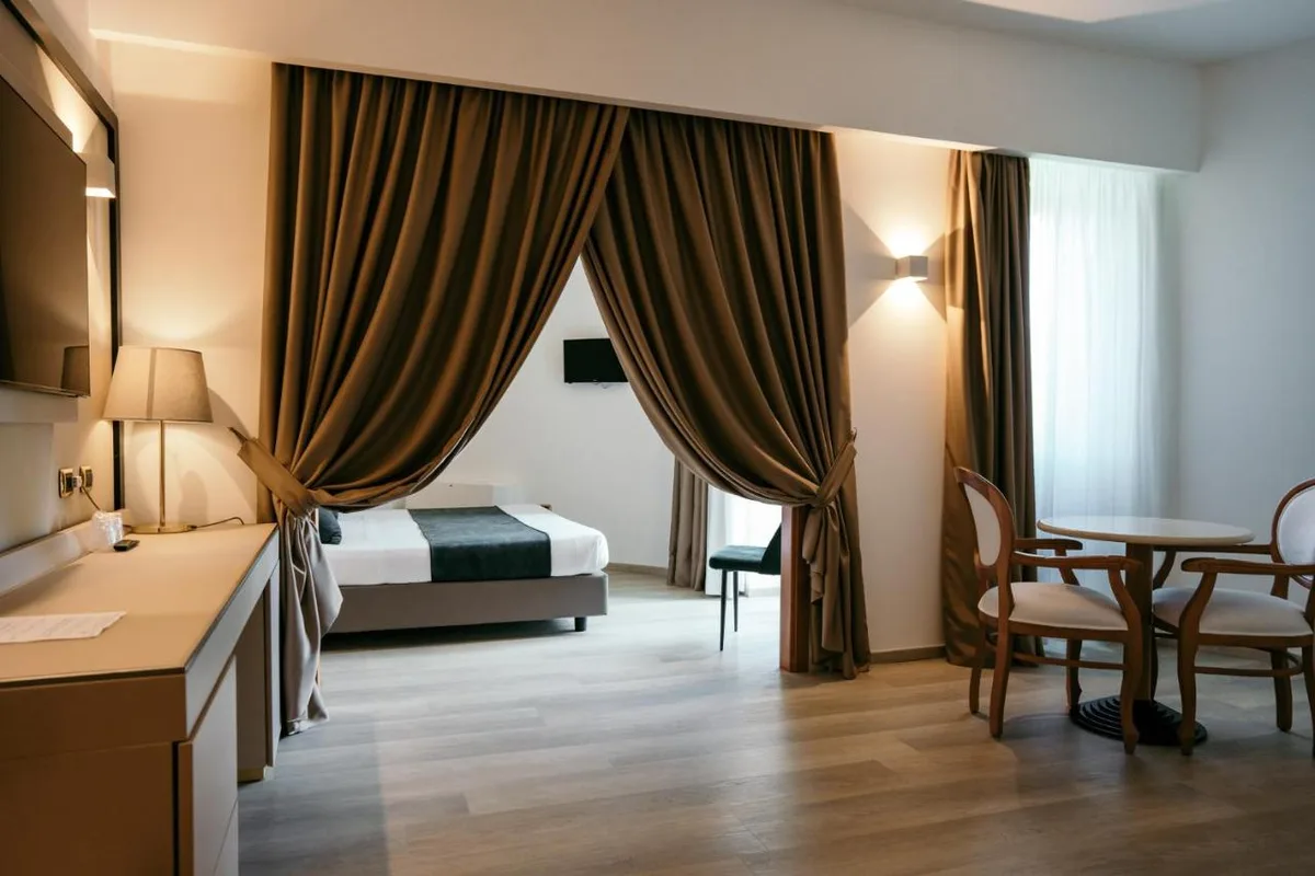 Grand Hotel La Chiusa di Chietri — ภาพห้องพักและบรรยากาศ