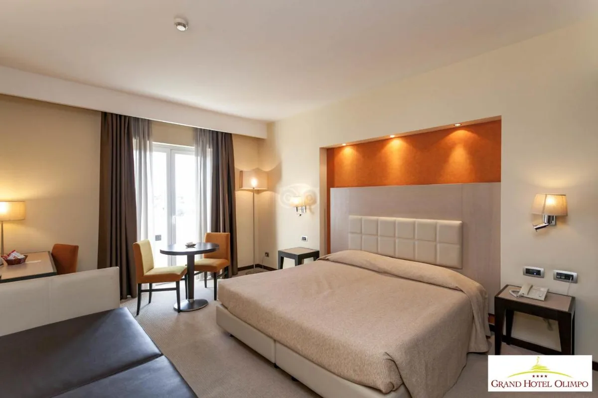 Grand Hotel Olimpo — ภาพห้องพักและบรรยากาศ