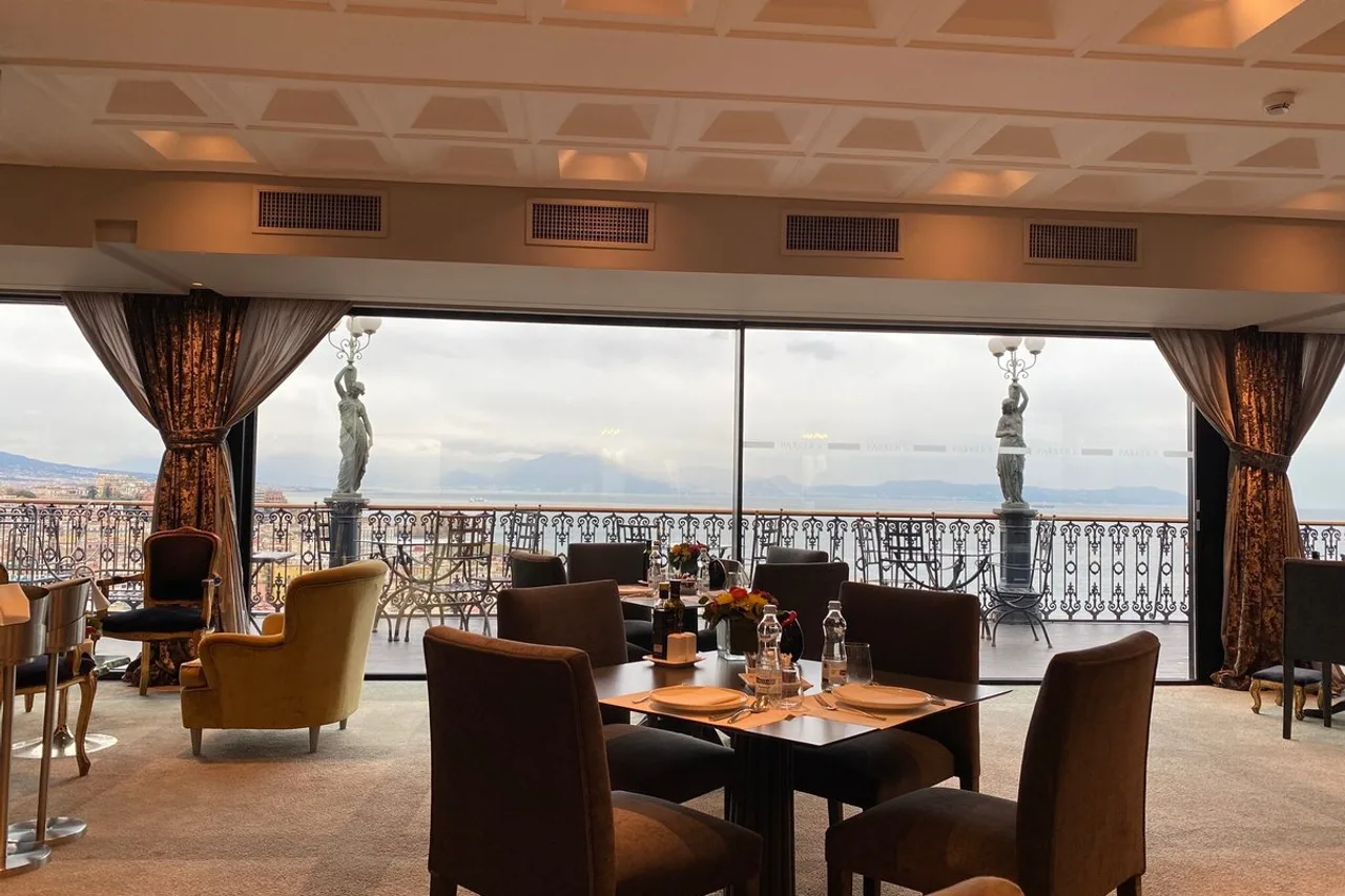 Grand Hotel Parker's — ภาพห้องพักและบรรยากาศ