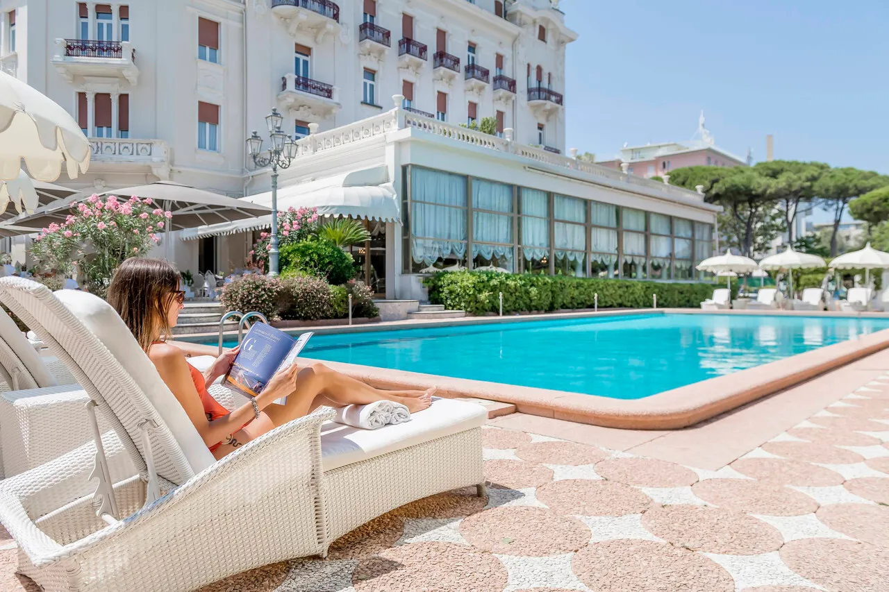 Grand Hotel Rimini — ภาพห้องพักและบรรยากาศ