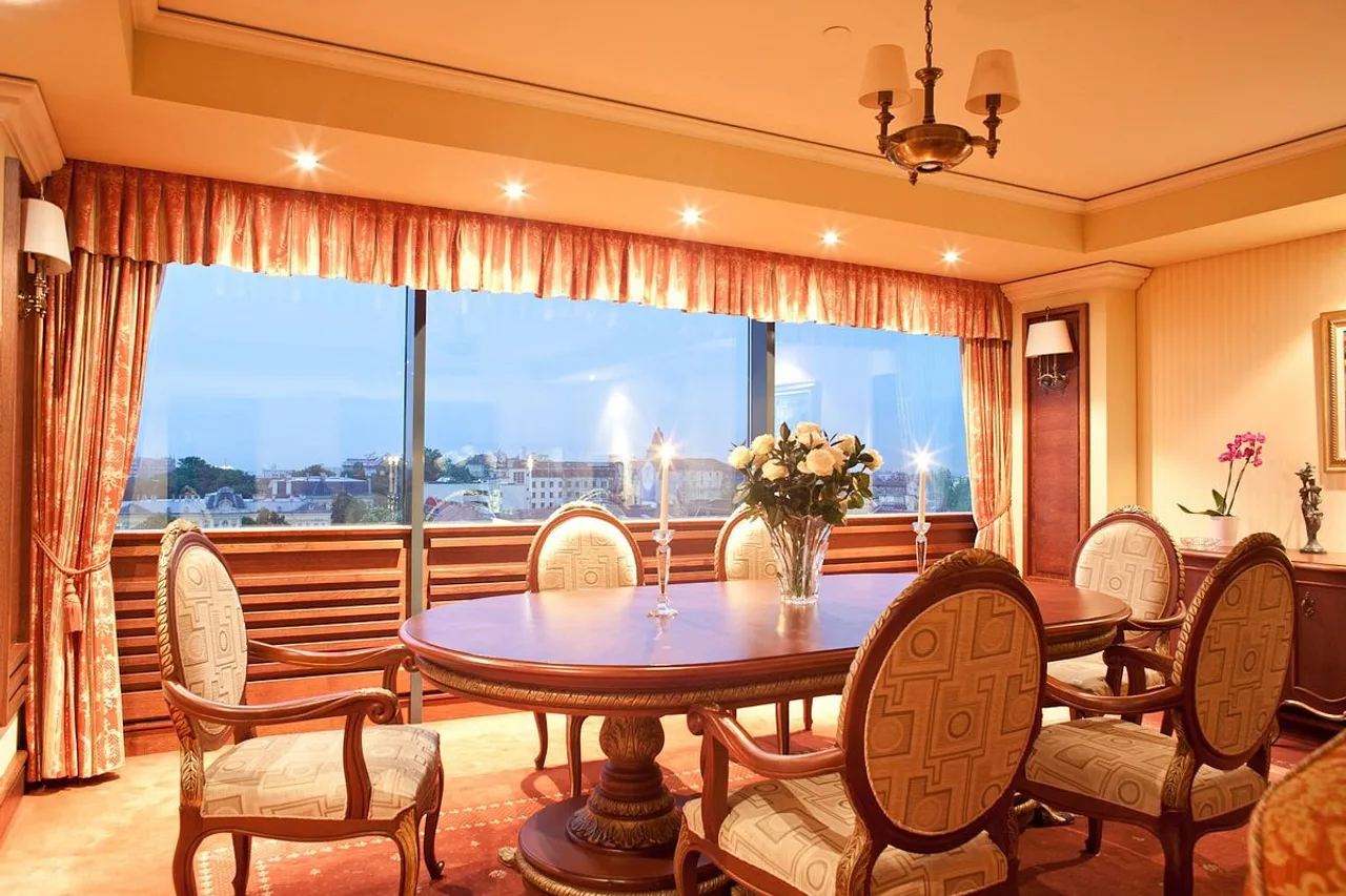 Grand Hotel Sofia — rooms and atmosphere