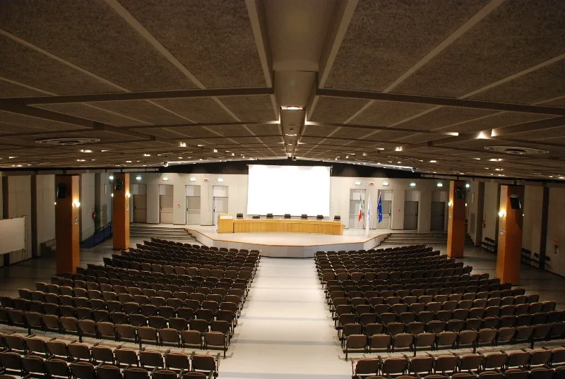 Grand Hotel Tiziano e dei Congressi — ภาพห้องพักและบรรยากาศ