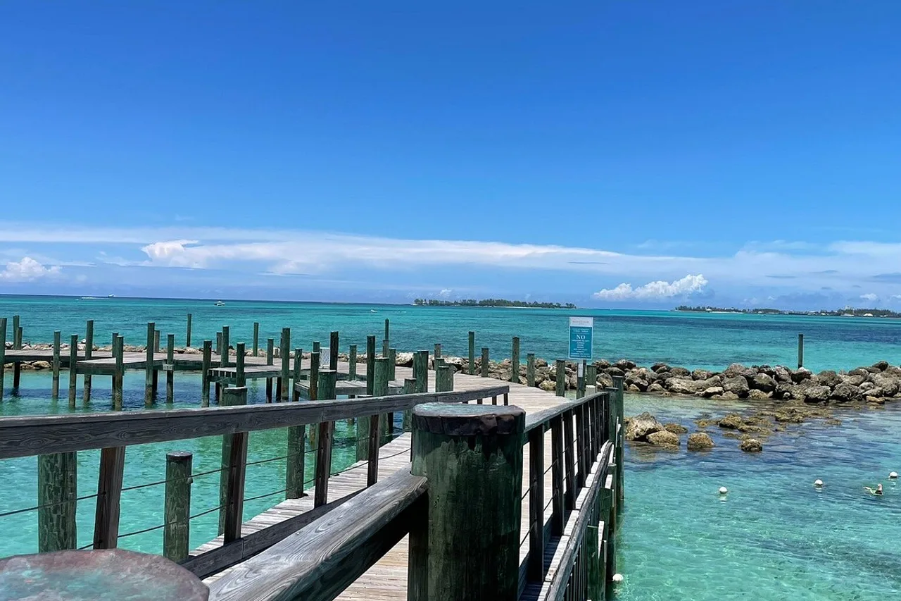 Grand Hyatt Baha Mar — rooms and atmosphere