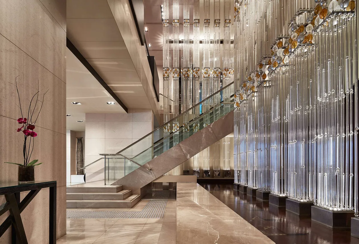 Grand Hyatt Melbourne — rooms and atmosphere