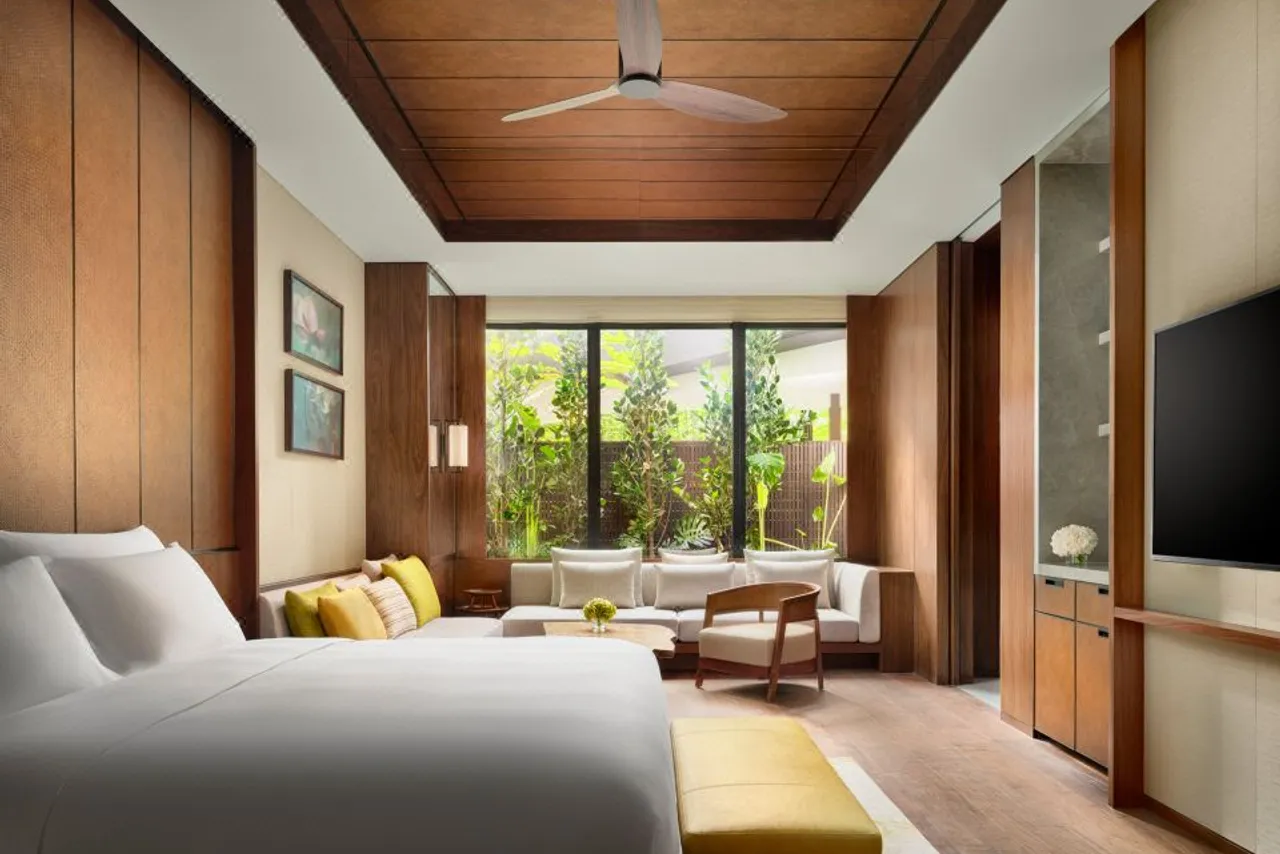 Grand Hyatt Singapore — rooms and atmosphere