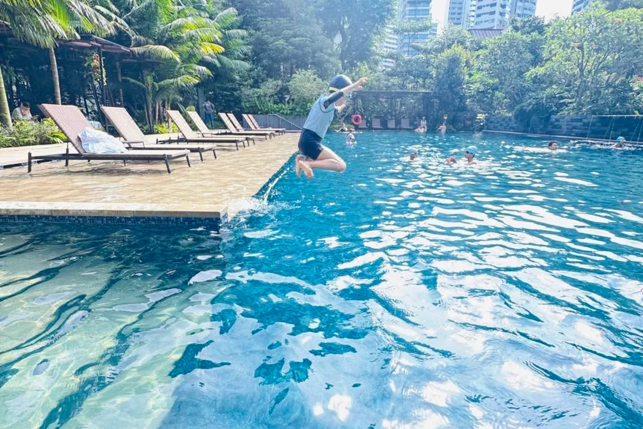 Grand Hyatt Singapore — rooms and atmosphere