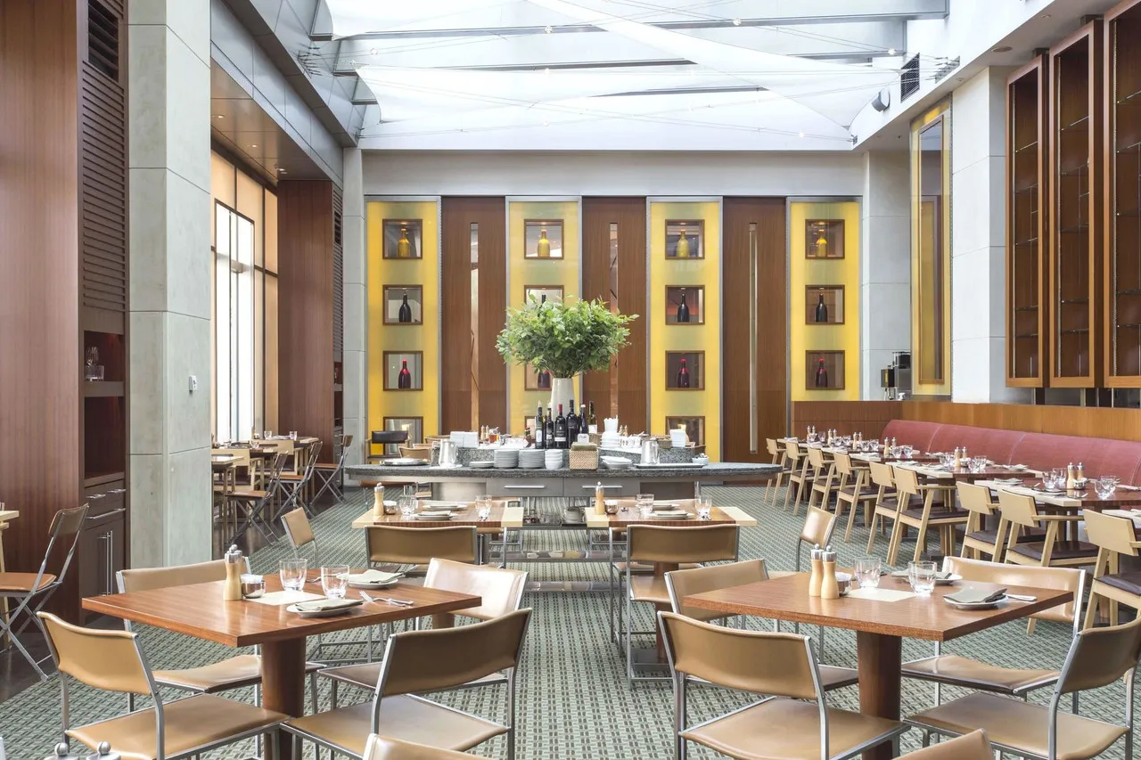 Grand Hyatt Tokyo — rooms and atmosphere