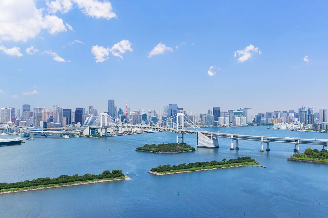 Grand Nikko Tokyo Daiba — rooms and atmosphere