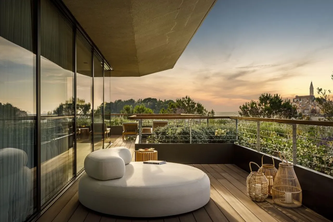 Grand Park Hotel Rovinj by Maistra Collection — rooms and atmosphere