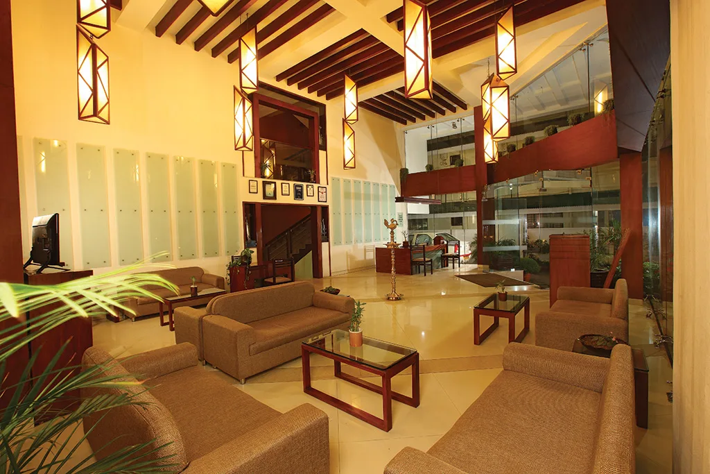 Grand Plaza Munnar — ภาพห้องพักและบรรยากาศ
