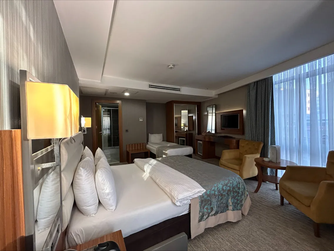 Grand Turkuaz Hotel — rooms and atmosphere