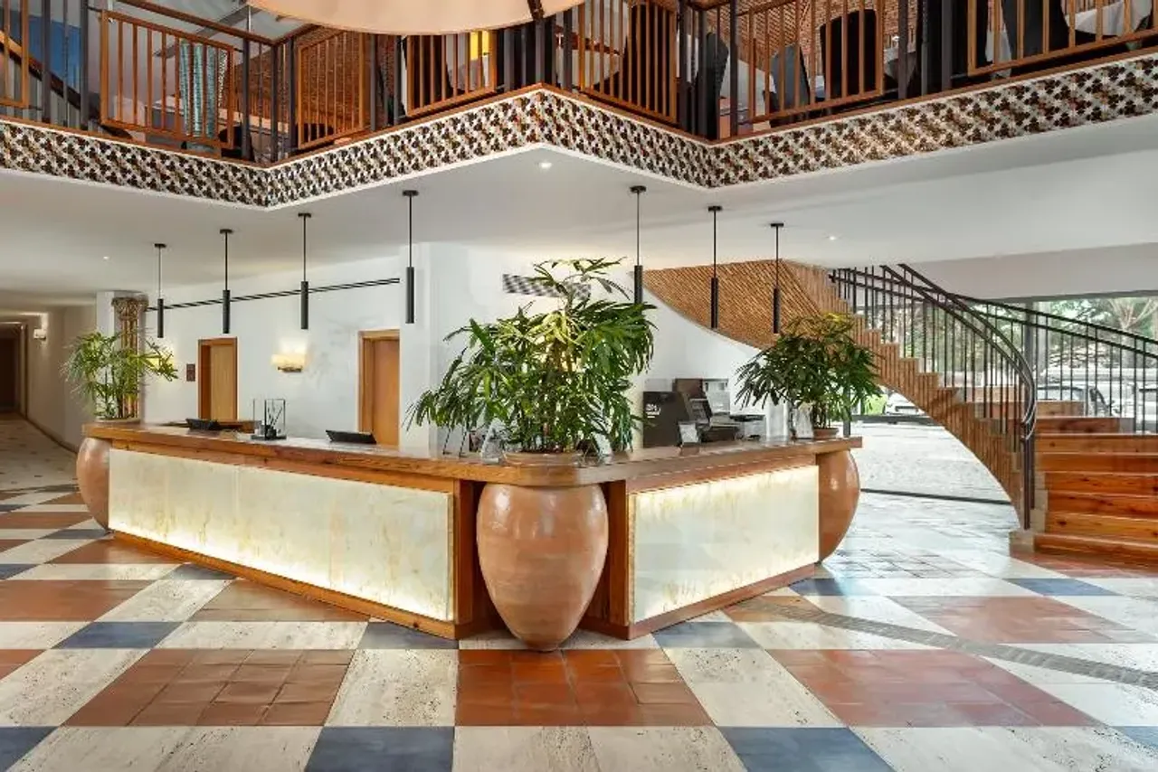 Grande Real Santa Eulalia Resort & Hotel Spa — rooms and atmosphere