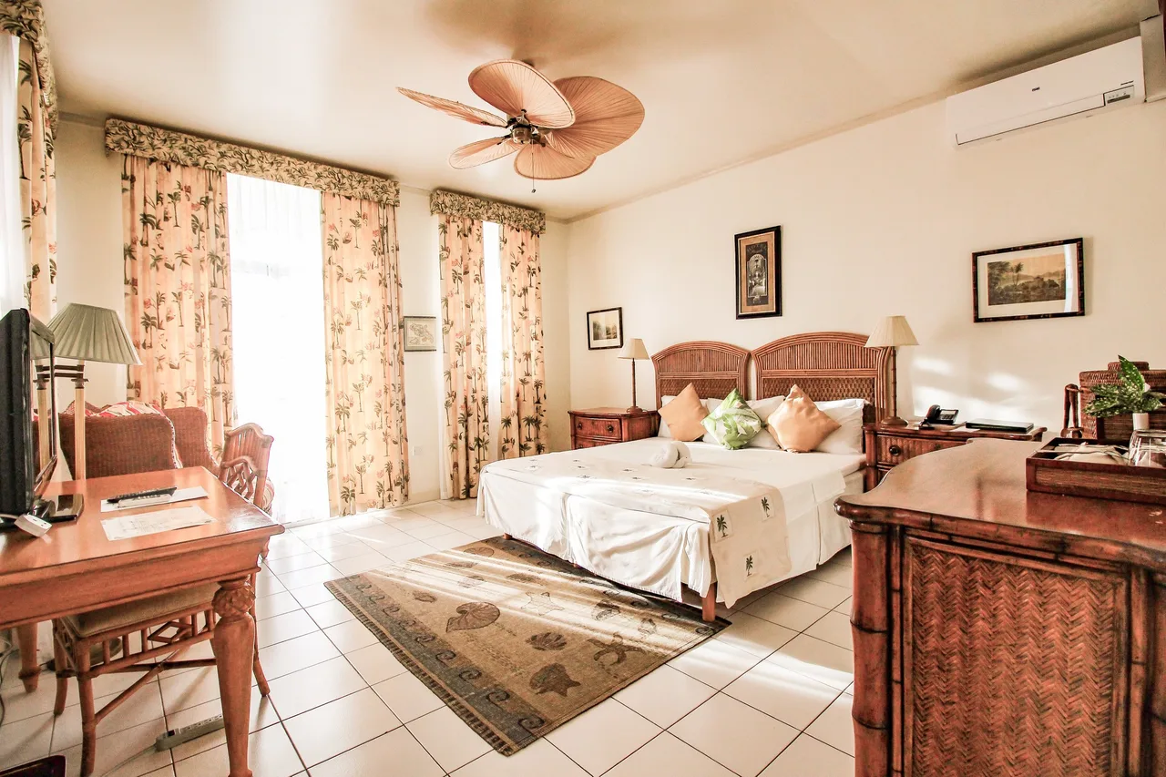 Grenadine House — rooms and atmosphere