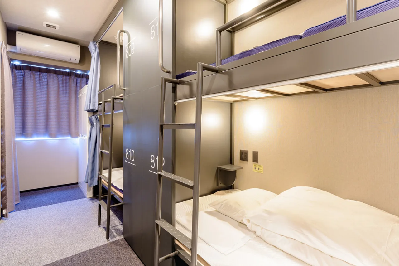 GRIDS Tokyo Shinjuku Hotel & Hostel — hotel