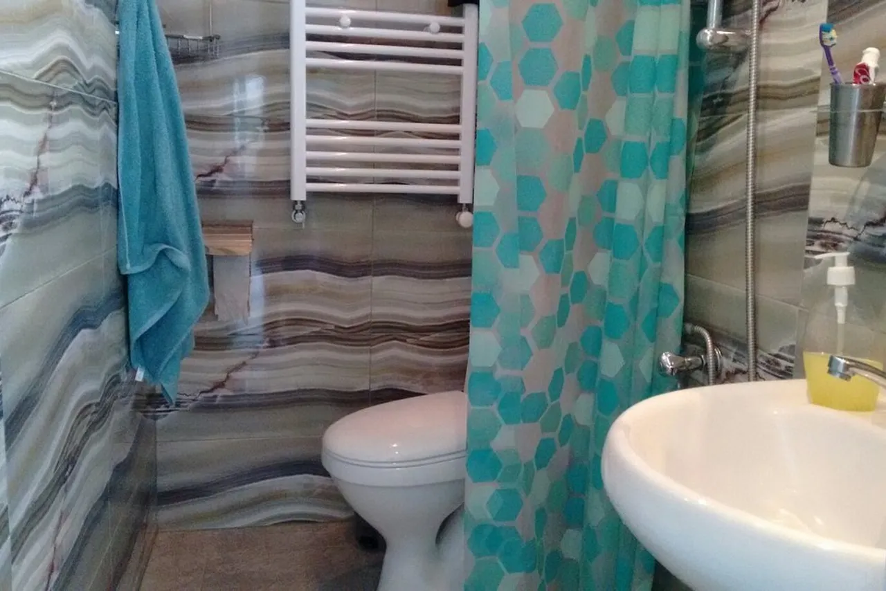 Guest House Green Rose — rooms and atmosphere