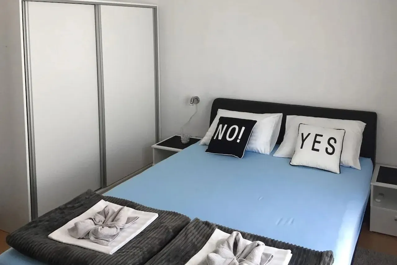 Guesthouse Okrug Gornji — rooms and atmosphere