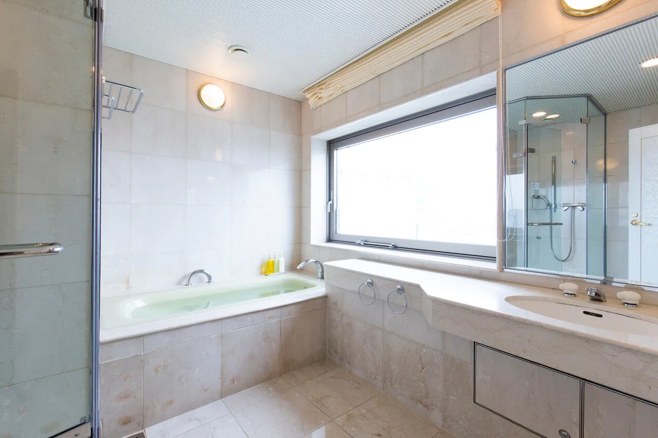 Hakata Excel Hotel Tokyu — rooms and atmosphere