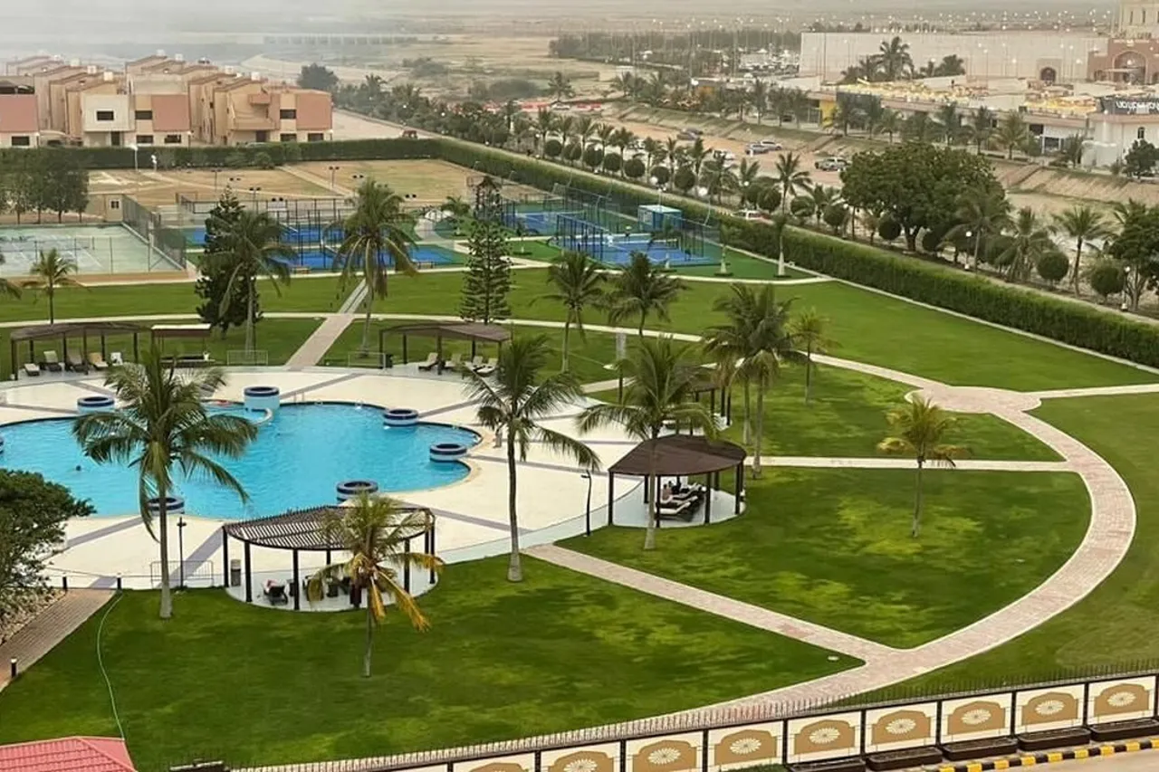 Hamdan Plaza Hotel Salalah — ภาพห้องพักและบรรยากาศ