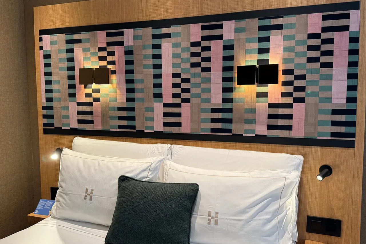 Hôtel Hannong & Wine Bar — rooms and atmosphere