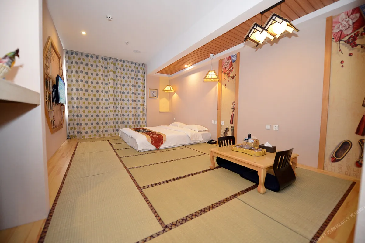 Harbin Walker Coffee Hotel — rooms and atmosphere