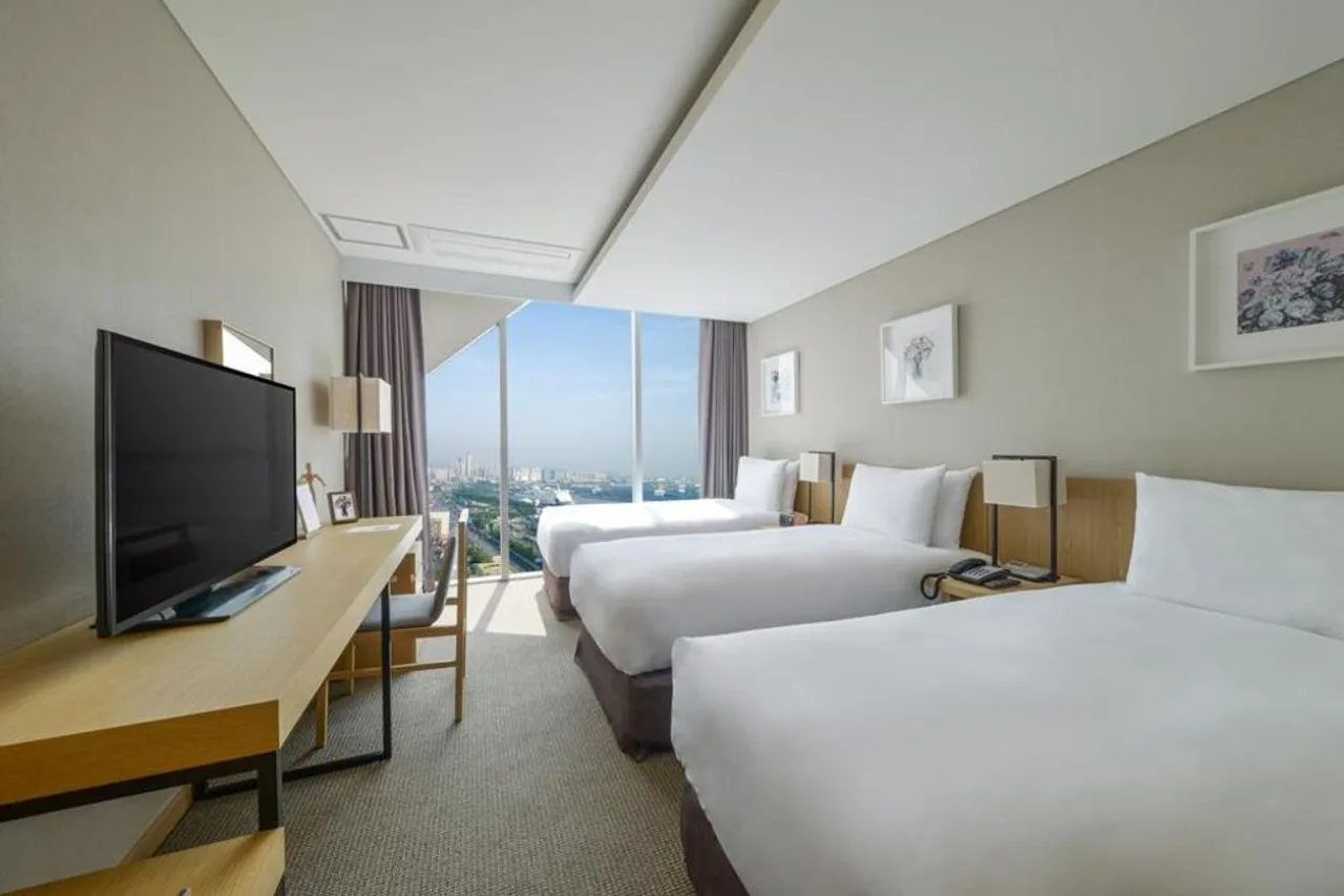 Harbor Park Hotel — hotel