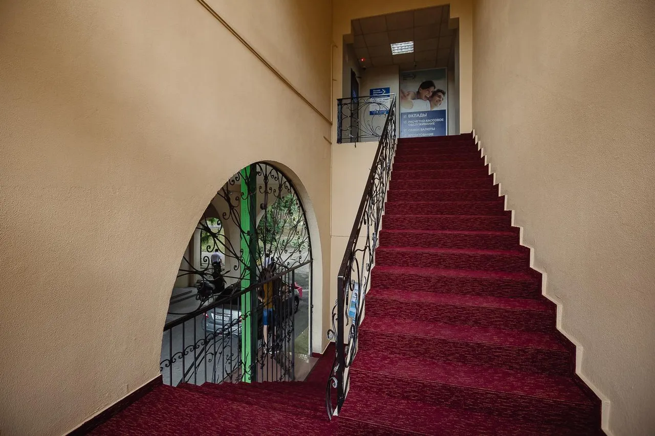 Helix Hotel — ภาพห้องพักและบรรยากาศ