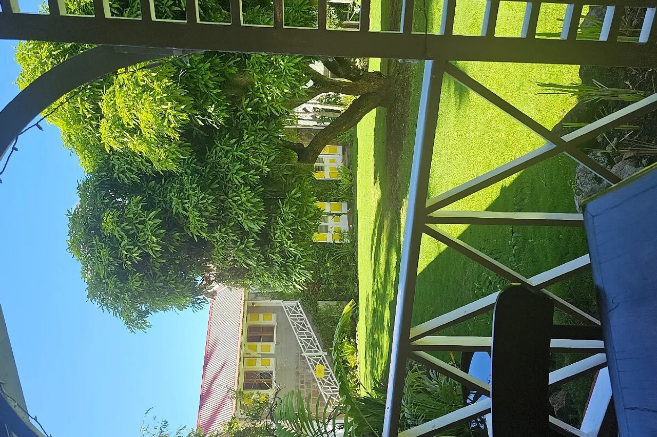 The Hermitage Plantation Inn — rooms and atmosphere