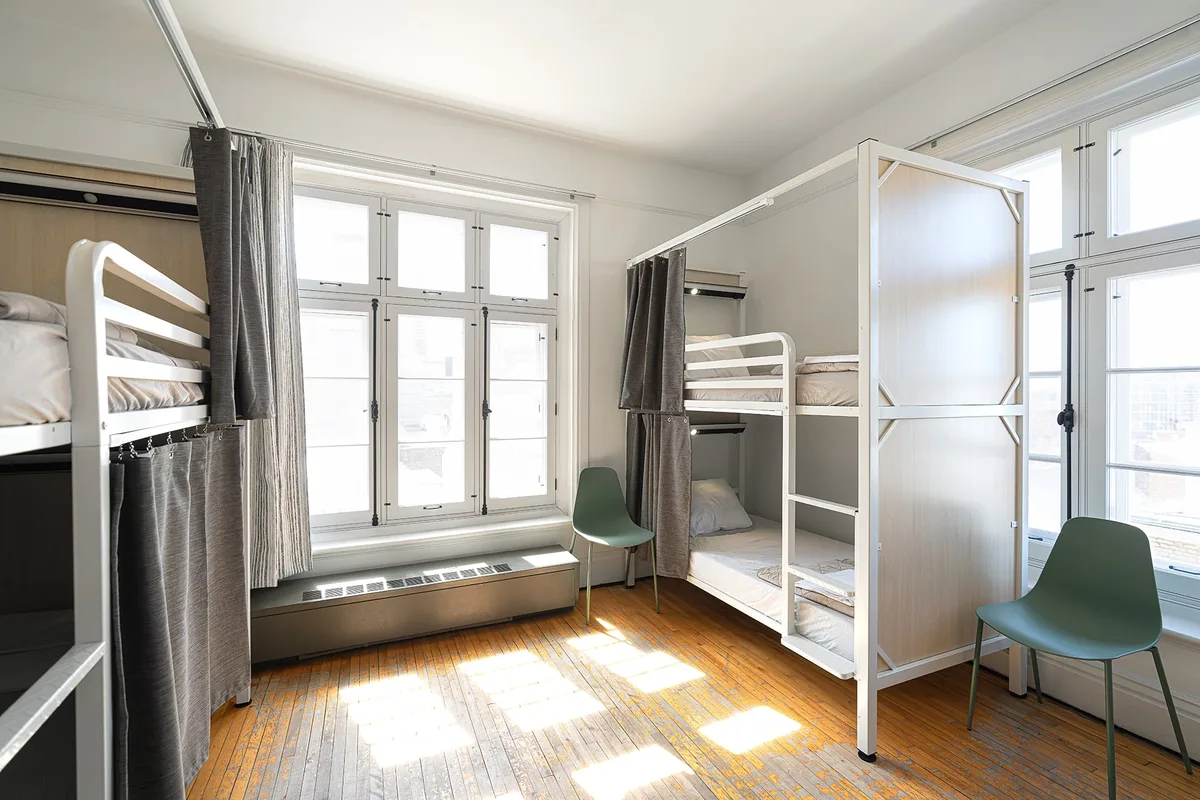 HI Quebec – Auberge Internationale de Québec — ภาพห้องพักและบรรยากาศ