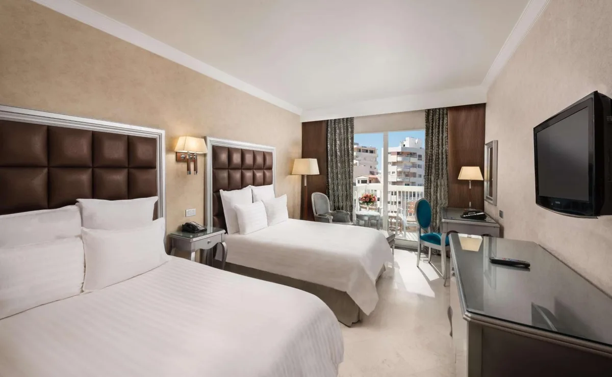 Hilton Alexandria Corniche — ภาพห้องพักและบรรยากาศ