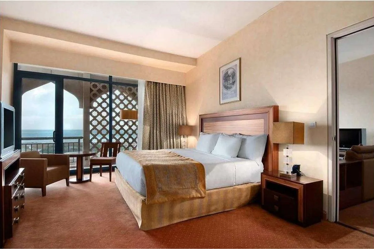 Hilton Algiers — rooms and atmosphere