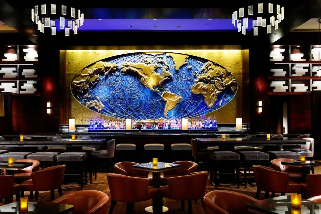 Hilton Americas-Houston — rooms and atmosphere