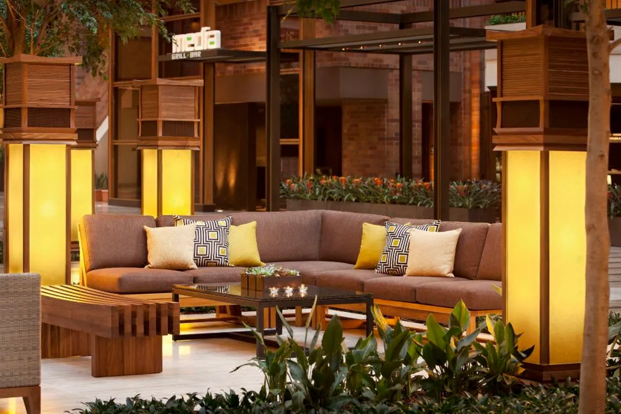 Hilton Anatole — rooms and atmosphere