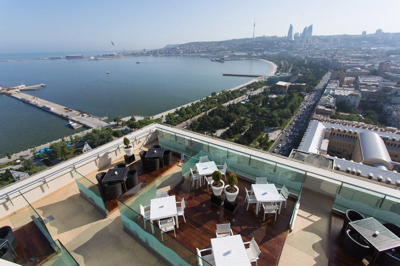 Hilton Baku — rooms and atmosphere