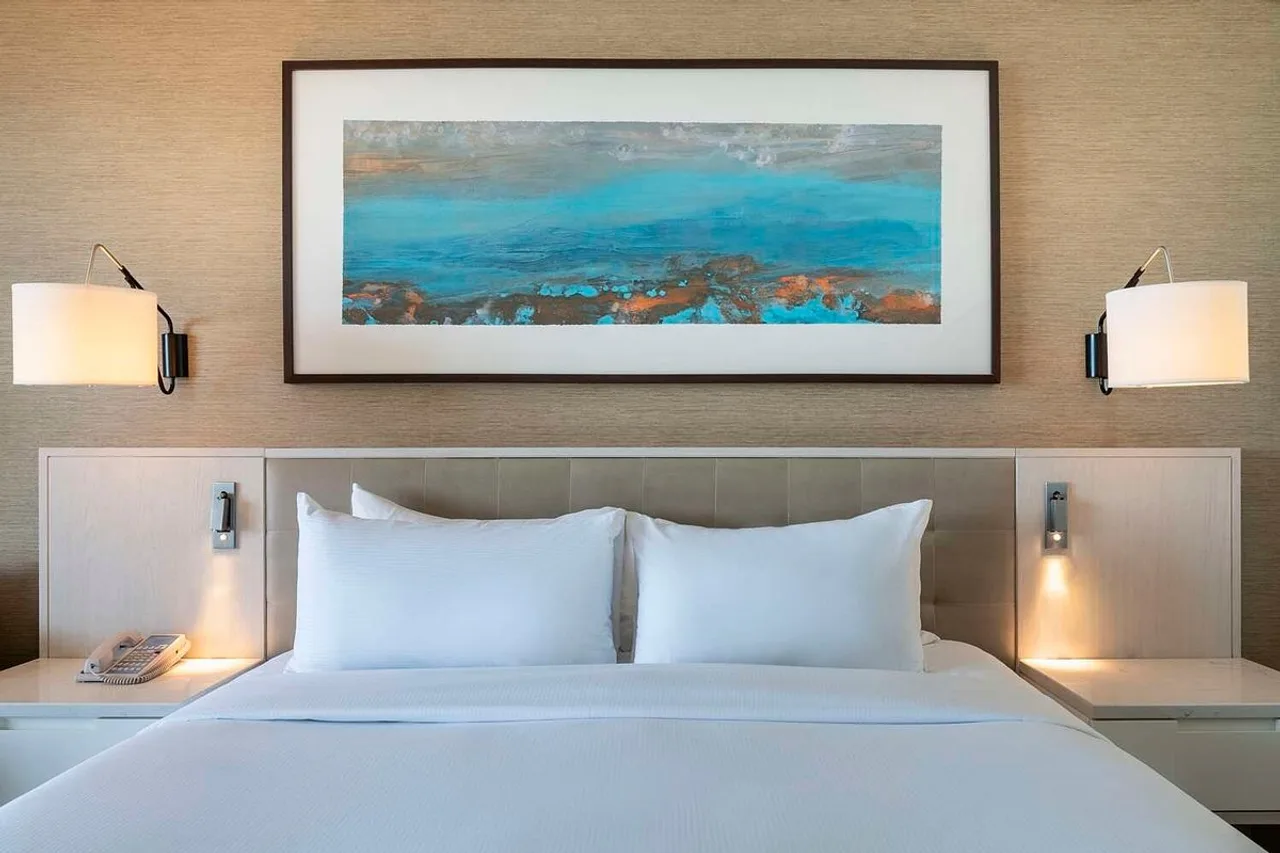 Hilton Barbados Resort — rooms and atmosphere