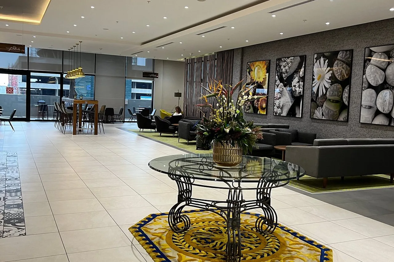Hilton Garden Inn Windhoek — rooms and atmosphere