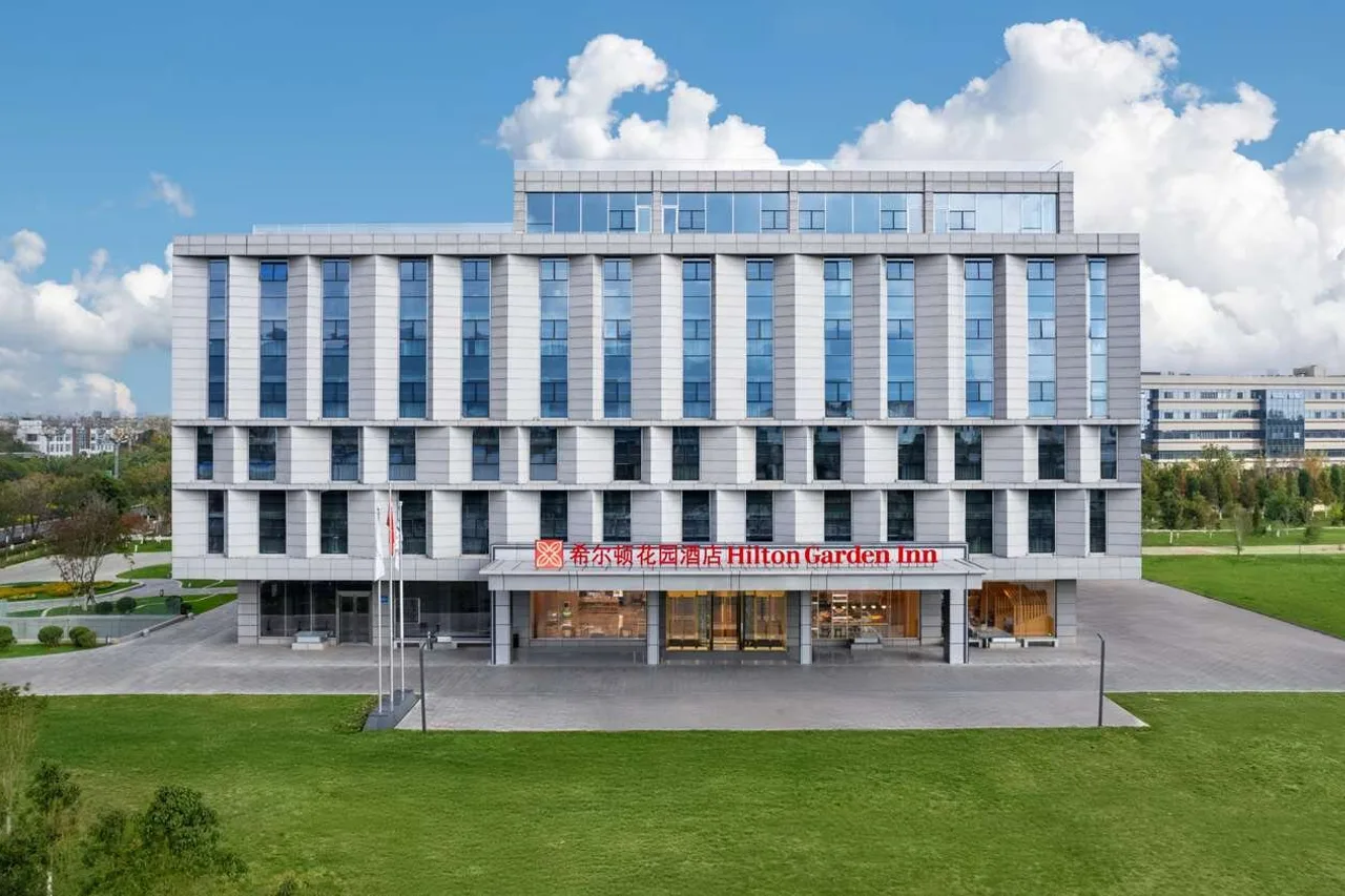 Hilton Kunming — hotel