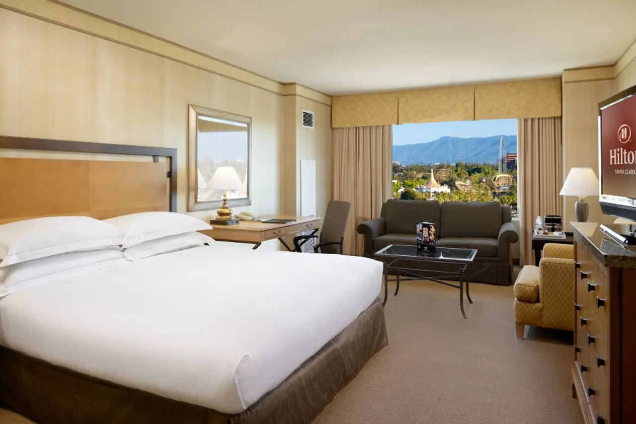 Hilton Santa Clara — rooms and atmosphere