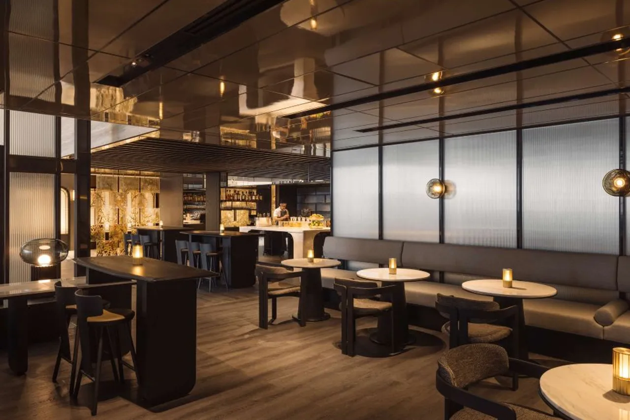 Hilton Singapore Orchard — rooms and atmosphere